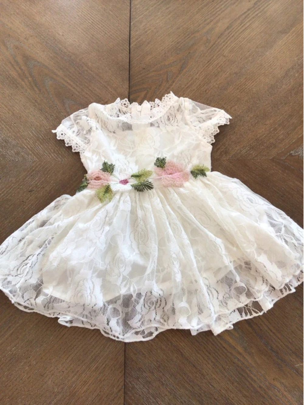 3/6 months lace white dress w/ flower waist line